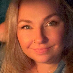 Meet your Posher, Courtney